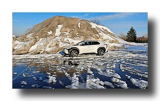 bZ4X_DirtySnowMountain_02