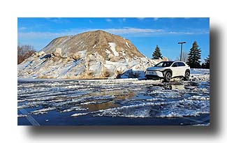 bZ4X_DirtySnowMountain_03