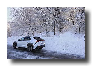bZ4X_Snow-CommunityCenter_05