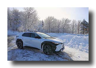 bZ4X_Snow-CommunityCenter_12