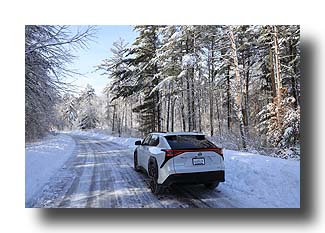 bZ4X_Snow-SnailLakesPark_02