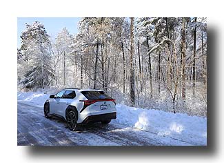 bZ4X_Snow-SnailLakesPark_05
