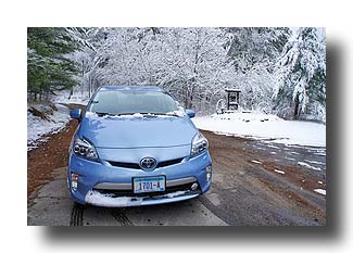 Prius-PHV_Snow_284